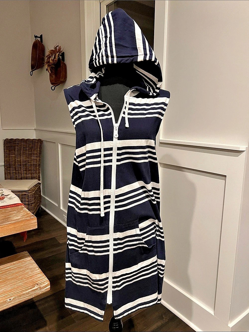 Ellen Weaver Striped Hooded Cover-Up in Navy & White